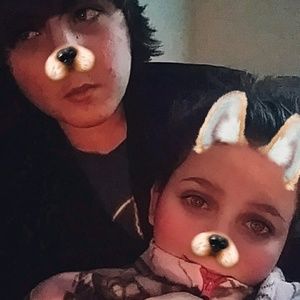 Meet your Posher, Felicity